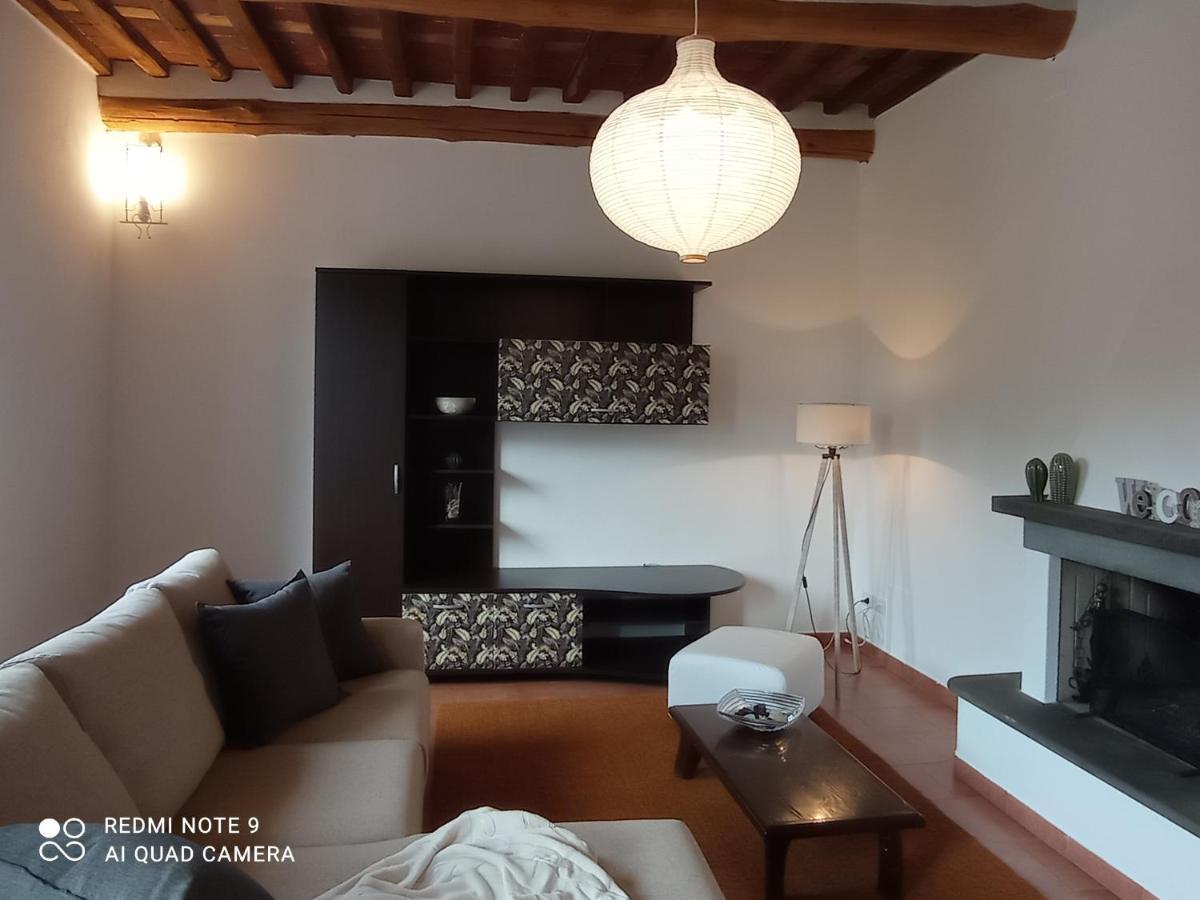 Apartamento La Terrazza Del Vecchio Mulino SantʼAndrea di Compito Exterior foto
