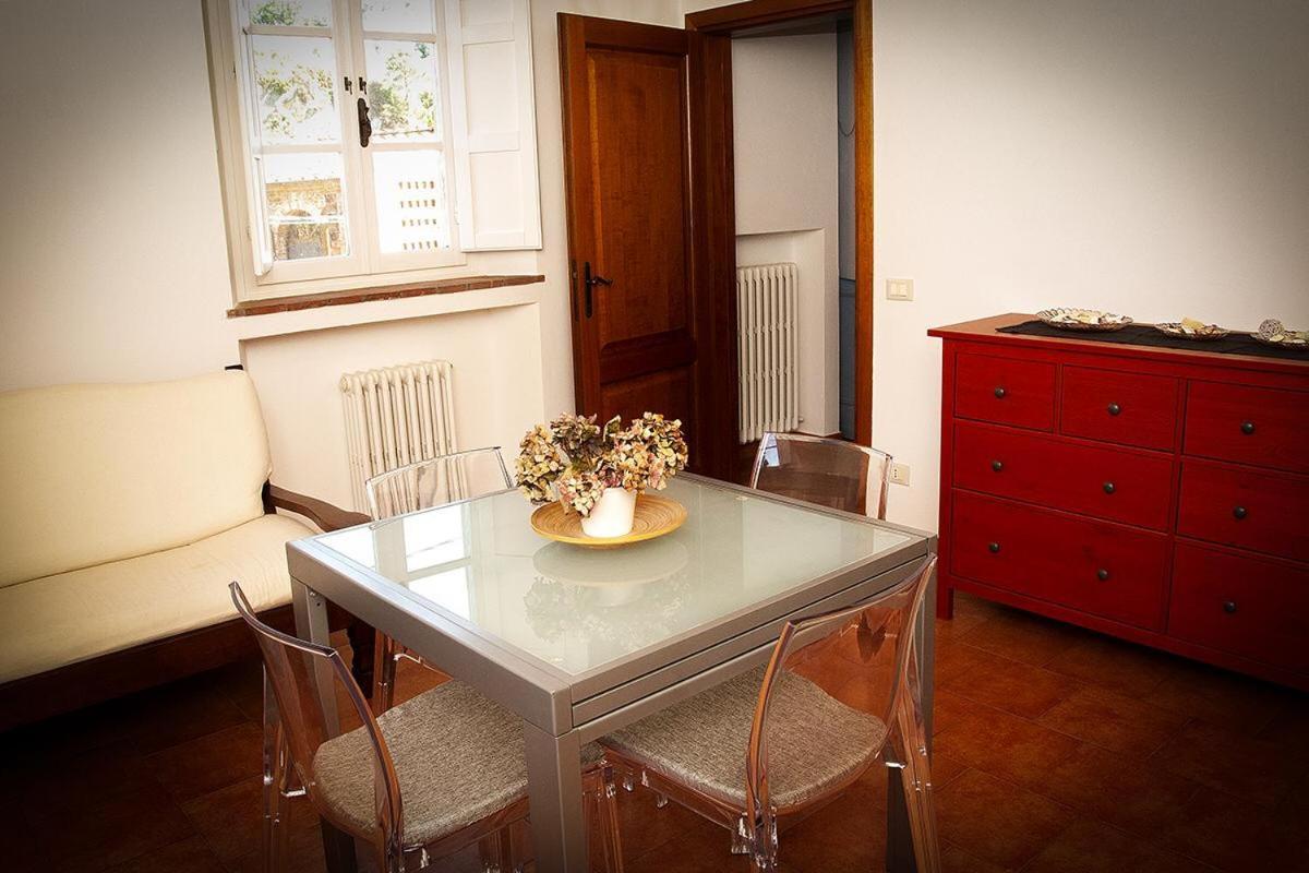 Apartamento La Terrazza Del Vecchio Mulino SantʼAndrea di Compito Exterior foto
